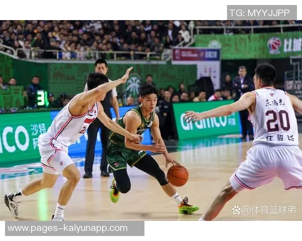 林葳在训练中需加强沟通与节奏感提升以更好融入球队体系